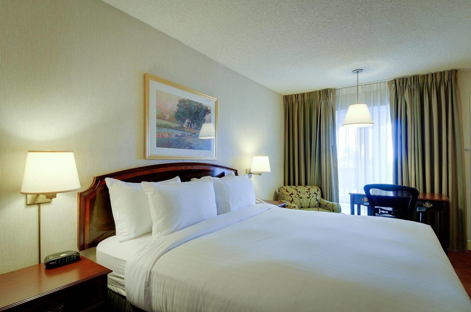 Vagabond Inn Executive Sfo เบอร์ลิงเกม ภายนอก รูปภาพ